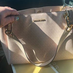 Large brand new pink over the shoulder Michael Kors tote